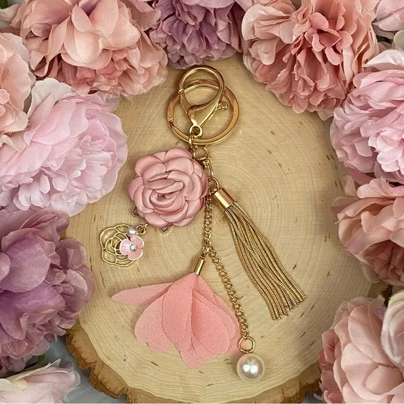 Pink Flower Gold Fringe Pearl Keychain Charm - Picture 5 of 13